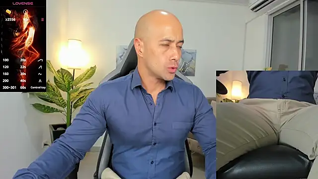 Snapshot of ryan_master_ chatting on 01-14-25, 10:17 ryan master online show from 01-14-25, 10:17