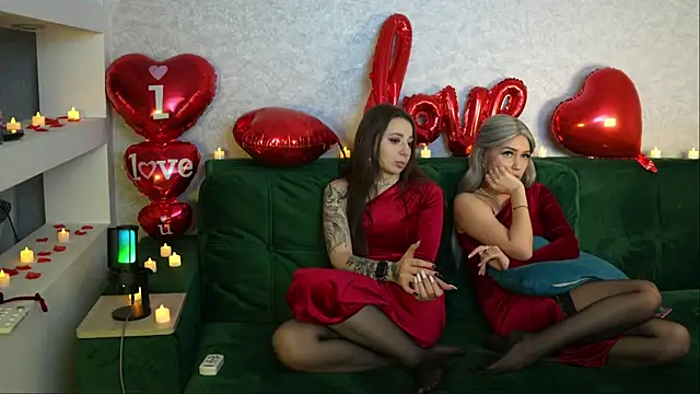 BestModelsDuo online show from 02-15-25, 04:47