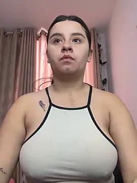 SaraBraun  online show from 11-13-25, 04:28