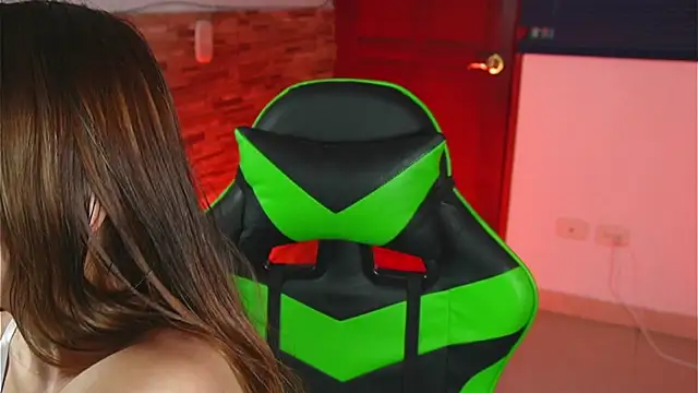 Michell Wallker online show from 03-15-26, 05:41