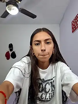 Jazmin-Cerezita online show from 02-26-25, 11:26