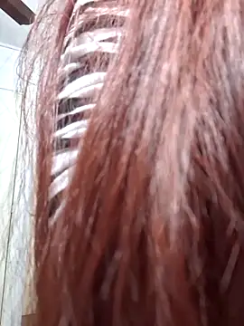 Jazmin-Cerezita online show from 10-31-25, 01:50