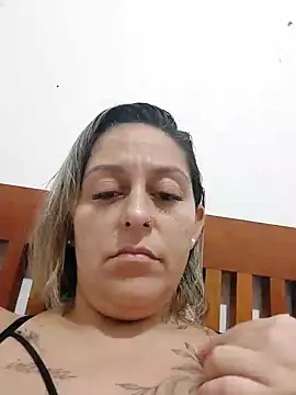 Snapshot of baixinhaloira chatting on 12-27-24, 03:31 baixinhaloira online show from 12-27-24, 03:31