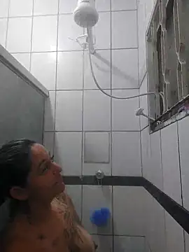 Snapshot of baixinhaloira chatting on 11-11-25, 02:22 baixinhaloira online show from 11-11-25, 02:22