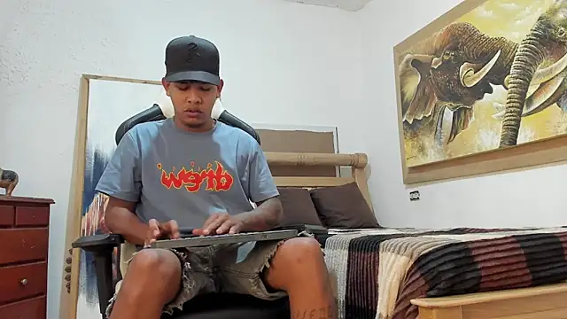 mr stiven  online show from 03-18-26, 03:42