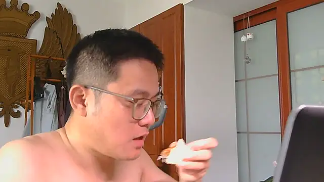 866532 online show from 07-23-26, 01:41