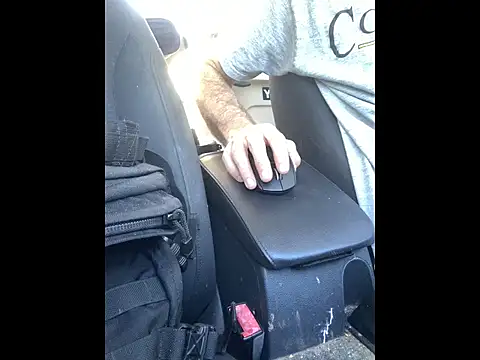 Snapshot of Twowellshapedheads chatting on 11-11-25, 06:19 Twowellshapedheads online show from 11-11-25, 06:19