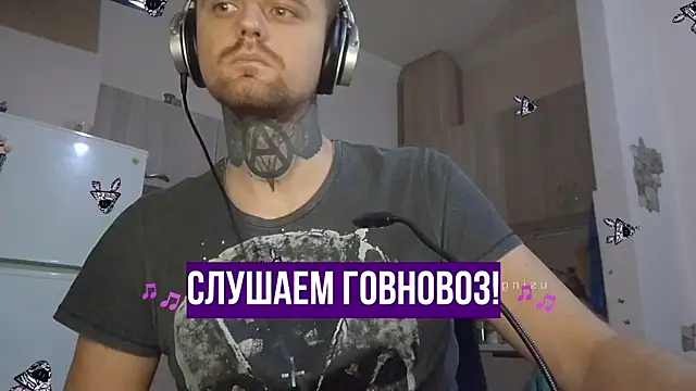 Snapshot of HappyZebra13 chatting on 01-23-25, 03:54 HappyZebra13 online show from 01-23-25, 03:54