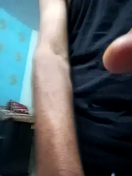 Snapshot of Smarterboytravel chatting on 12-12-24, 12:44 Smarterboytravel online show from 12-12-24, 12:44