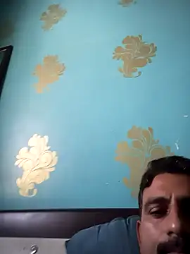 Snapshot of Smarterboytravel chatting on 01-23-25, 07:32 Smarterboytravel online show from 01-23-25, 07:32