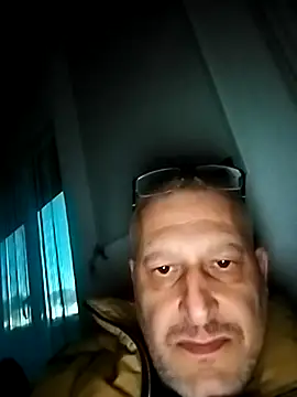 Husoban online show from 10-26-25, 04:46