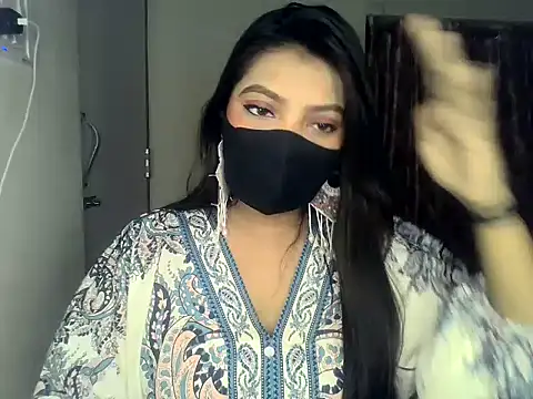 Snapshot of ishi_Beauty chatting on 10-27-25, 05:33 ishi Beauty online show from 10-27-25, 05:33