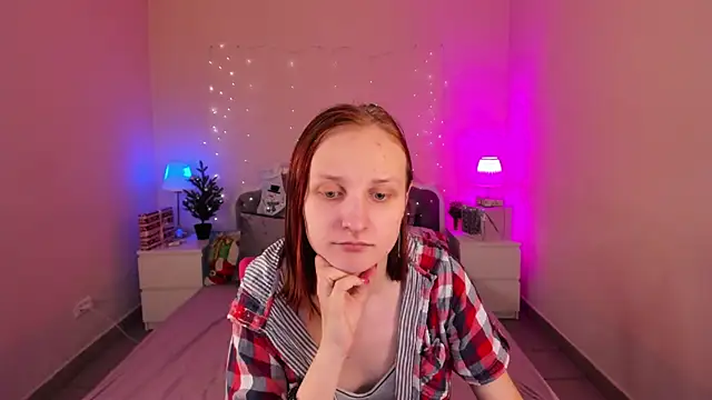 Snapshot of SallyFishery chatting on 01-06-25, 01:53 SallyFishery online show from 01-06-25, 01:53