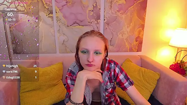 Snapshot of SallyFishery chatting on 01-15-25, 04:25 SallyFishery online show from 01-15-25, 04:25
