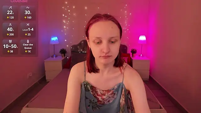 Snapshot of SallyFishery chatting on 02-06-25, 01:27 SallyFishery online show from 02-06-25, 01:27