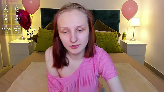 Snapshot of SallyFishery chatting on 03-19-25, 11:06 SallyFishery online show from 03-19-25, 11:06