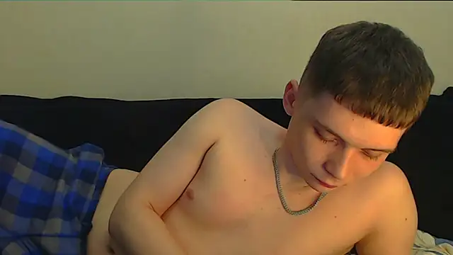 Snapshot of __sugarrebit chatting on 01-17-25, 02:39 sugarrebit online show from 01-17-25, 02:39