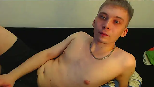 Snapshot of __sugarrebit chatting on 02-07-25, 12:39 sugarrebit online show from 02-07-25, 12:39