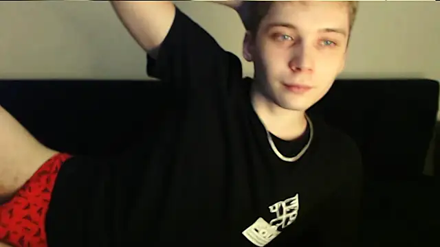 Snapshot of __sugarrebit chatting on 03-03-25, 03:42 sugarrebit online show from 03-03-25, 03:42