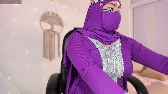 jazmin anbar online show from 11-26-25, 05:41