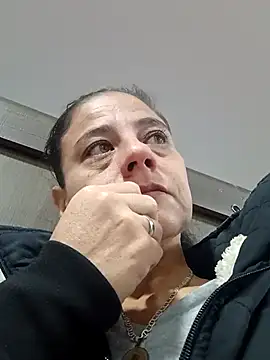 sasi luna online show from 10-26-25, 02:12