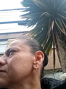 sasi luna online show from 11-28-25, 01:58