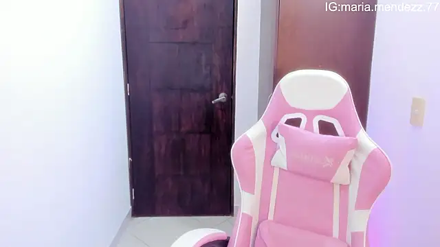 Snapshot of maria_mendez_ chatting on 10-04-25, 01:36 maria mendez online show from 10-04-25, 01:36