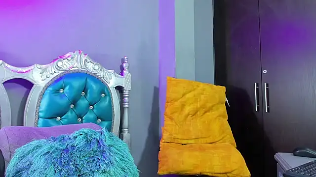 elizabeth rosa21 online show from 01-07-25, 02:20