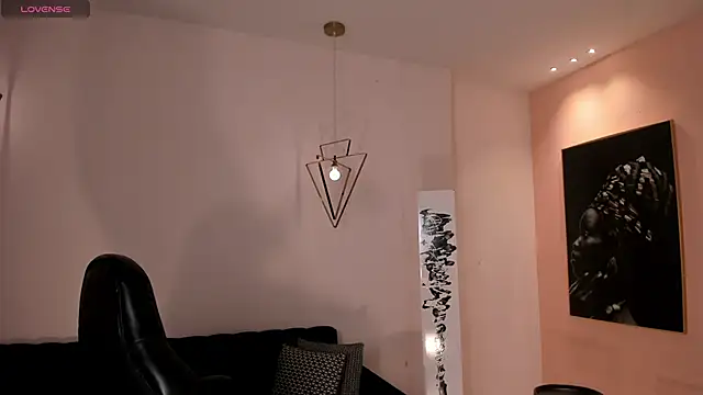 MiaFarrell  online show from 10-01-25, 07:09