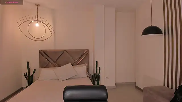 MiaFarrell  online show from 03-24-26, 06:13