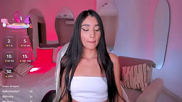 BellaCarteer  online show from 12-13-25, 08:14