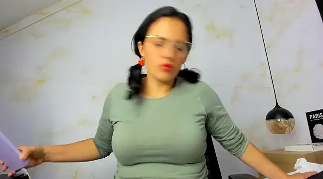 africa holmes online show from 03-01-25, 02:04