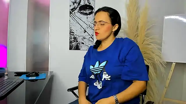 africa holmes online show from 03-20-25, 02:08