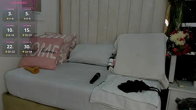 africa holmes online show from 10-05-25, 01:48