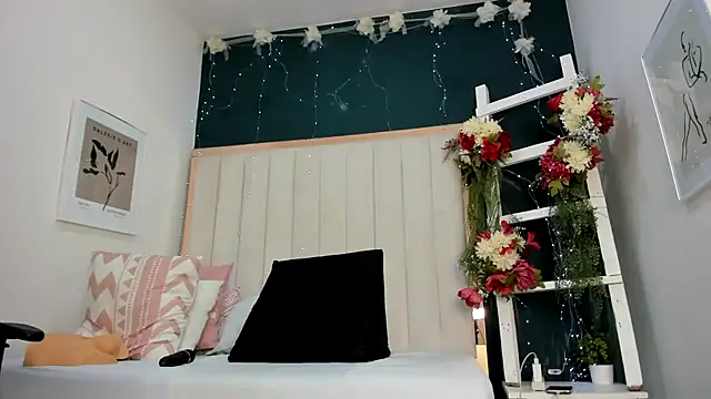 africa holmes online show from 11-11-25, 02:22