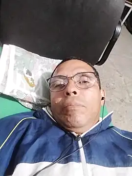 Alex011277 online show from 10-16-25, 03:18