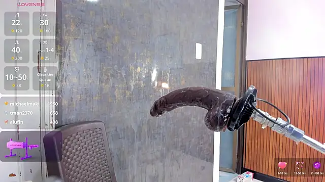 Snapshot of violett_collins_ chatting on 10-29-25, 10:39 violett collins online show from 10-29-25, 10:39