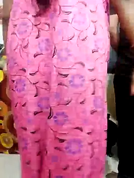 Snapshot of _Hot-Couple chatting on 03-09-25, 05:49 Hot-Couple online show from 03-09-25, 05:49