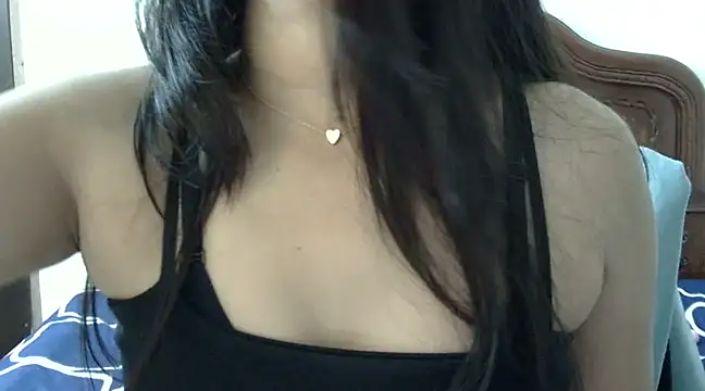 Snapshot of AniHeart chatting on 01-20-25, 03:37 AniHeart online show from 01-20-25, 03:37