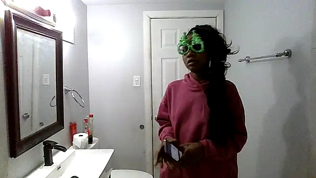 NastyBlackslaveGirl online show from 12-28-24, 06:06