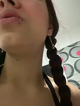 thamygomezz online show from 01-29-25, 11:09