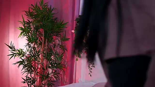 Jenna Day online show from 03-17-25, 04:51