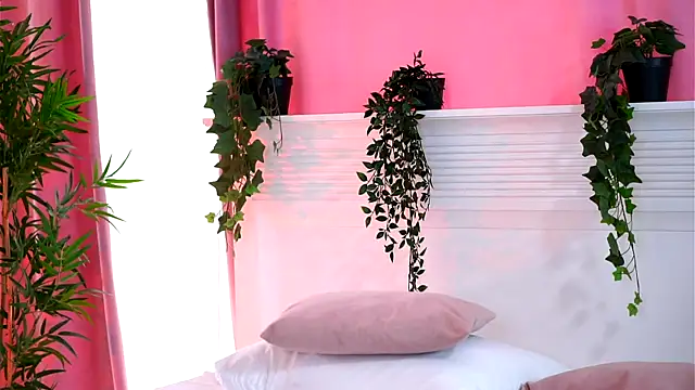 Jenna Day online show from 03-22-25, 07:04