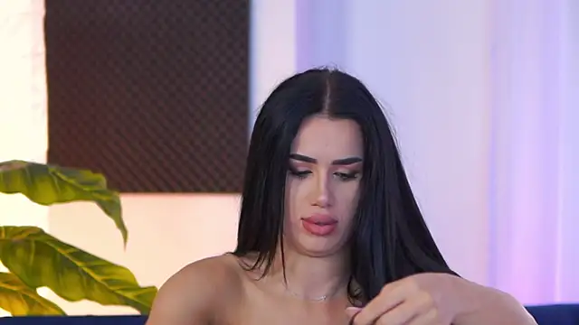 Jenna Day online show from 10-15-25, 08:58