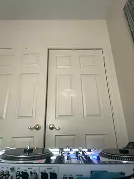 DemonStrokeVezzo online show from 06-02-26, 10:34