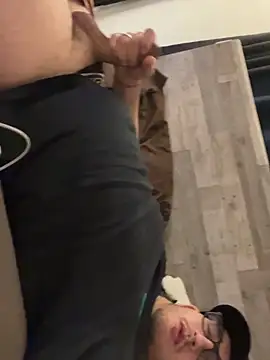 Snapshot of papittochulito chatting on 12-22-25, 10:45 papittochulito online show from 12-22-25, 10:45