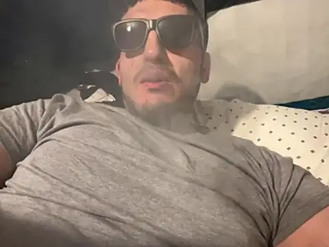 Snapshot of papittochulito chatting on 02-01-26, 12:04 papittochulito online show from 02-01-26, 12:04