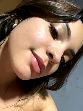 Nicollygriu online show from 10-16-25, 03:07