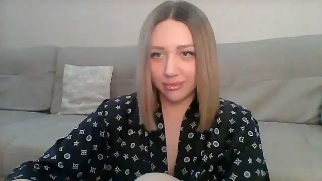 Snapshot of VickyLove047 chatting on 03-10-25, 05:00 VickyLove047 online show from 03-10-25, 05:00