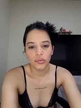 Snapshot of franchezkavegaaa chatting on 09-11-25, 12:05 franchezkavegaaa online show from 09-11-25, 12:05